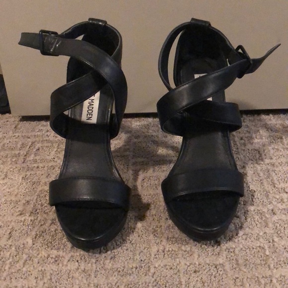 Steve Madden Wadee Heels - Picture 2 of 3